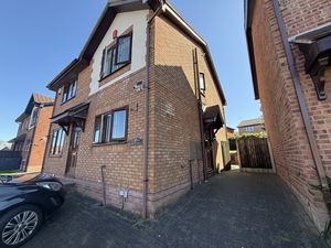 Photo 16- click for photo gallery